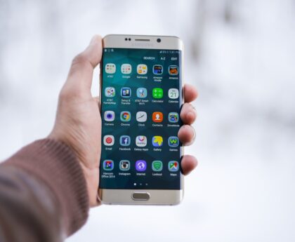 samsung, smartphone, hand, holding, wireless, display, phone screen, mobile apps, technology, apps, mobile phone, screen, touchscreen, applications, samsung galaxy s6 edge plus, samsung, samsung, smartphone, smartphone, smartphone, smartphone, smartphone, technology, apps, apps, mobile phone, mobile phone, mobile phone, mobile phone