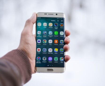 samsung, smartphone, hand, holding, wireless, display, phone screen, mobile apps, technology, apps, mobile phone, screen, touchscreen, applications, samsung galaxy s6 edge plus, samsung, samsung, smartphone, smartphone, smartphone, smartphone, smartphone, technology, apps, apps, mobile phone, mobile phone, mobile phone, mobile phone