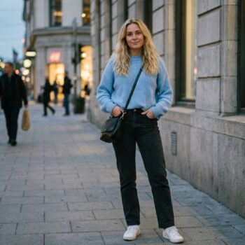 Sabrina Carpenter’s Height & Weight